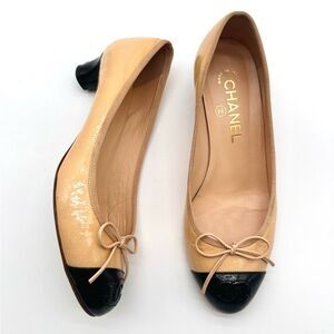 CHANEL Patent Leather CC Logo Cap Toe Block Heel Ballet Pumps Tan Black EU 37.5